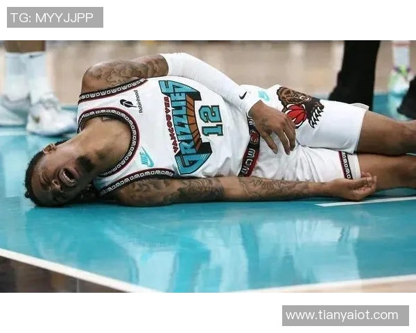 马刺与灰熊季后赛经典重播回顾精彩瞬间与战术分析